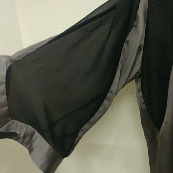 Collective Concepts Blouse with Mesh accents - Picture 4 of 8